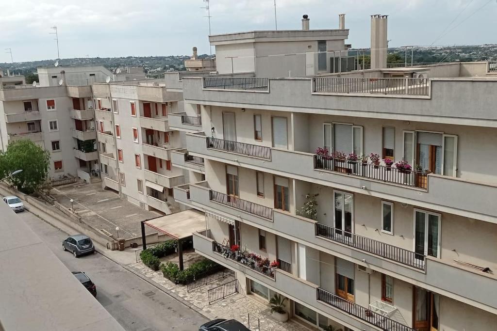 Appartamento Terrazza Bella Vista Чистернино Экстерьер фото