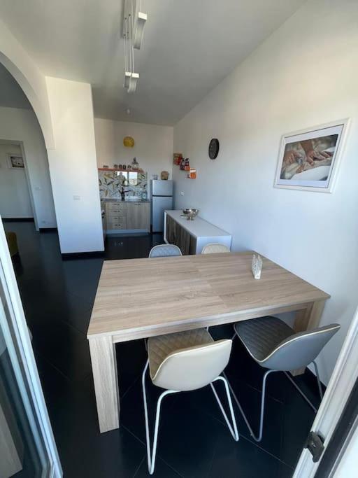 Appartamento Terrazza Bella Vista Чистернино Экстерьер фото